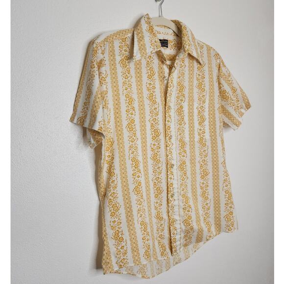 Vintage 70s Hippie Groovy Short Sleeve Button Shirt Flowers Rockabilly - Picture 2 of 6